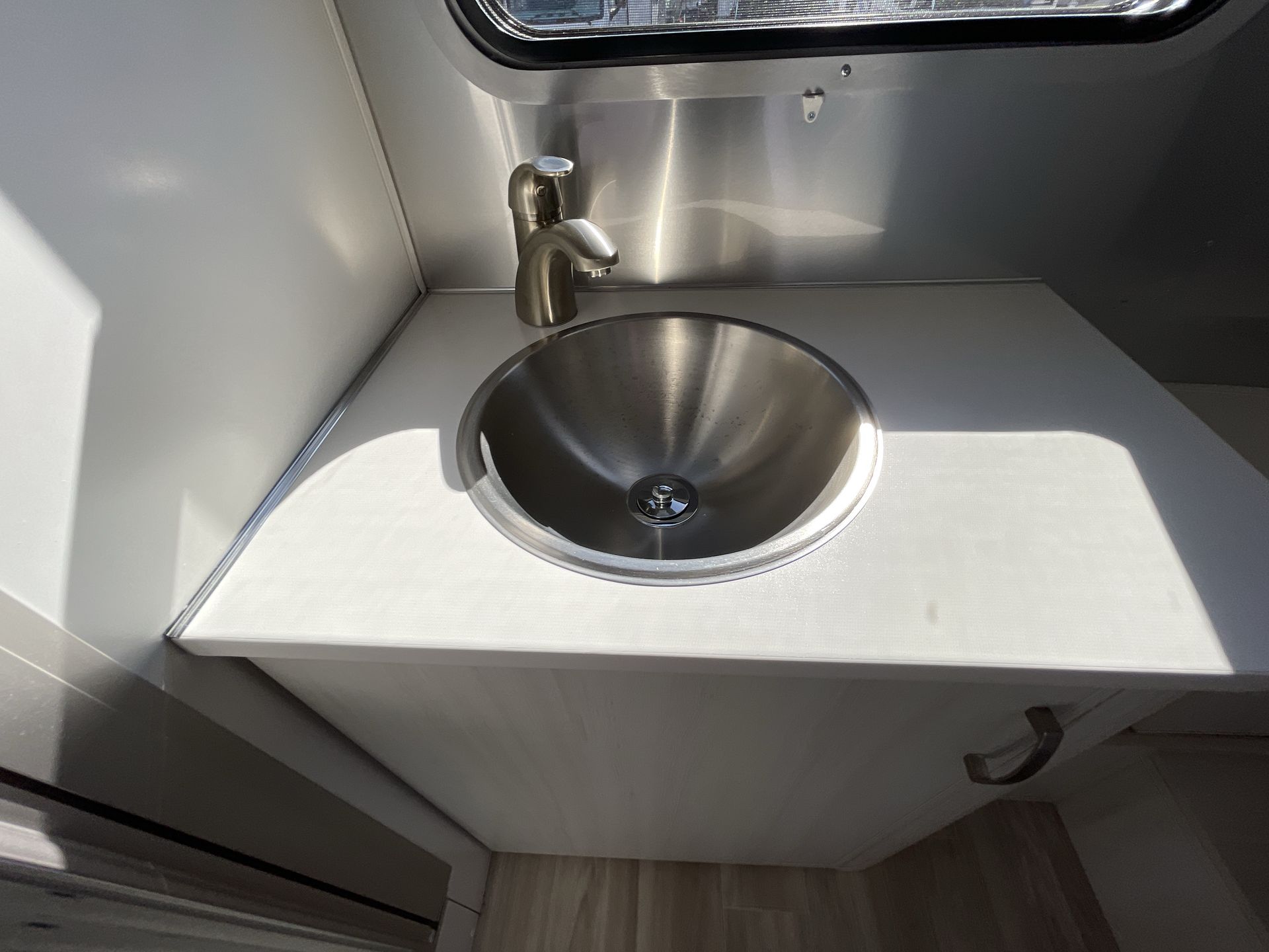 2026 Airstream 22FB Base