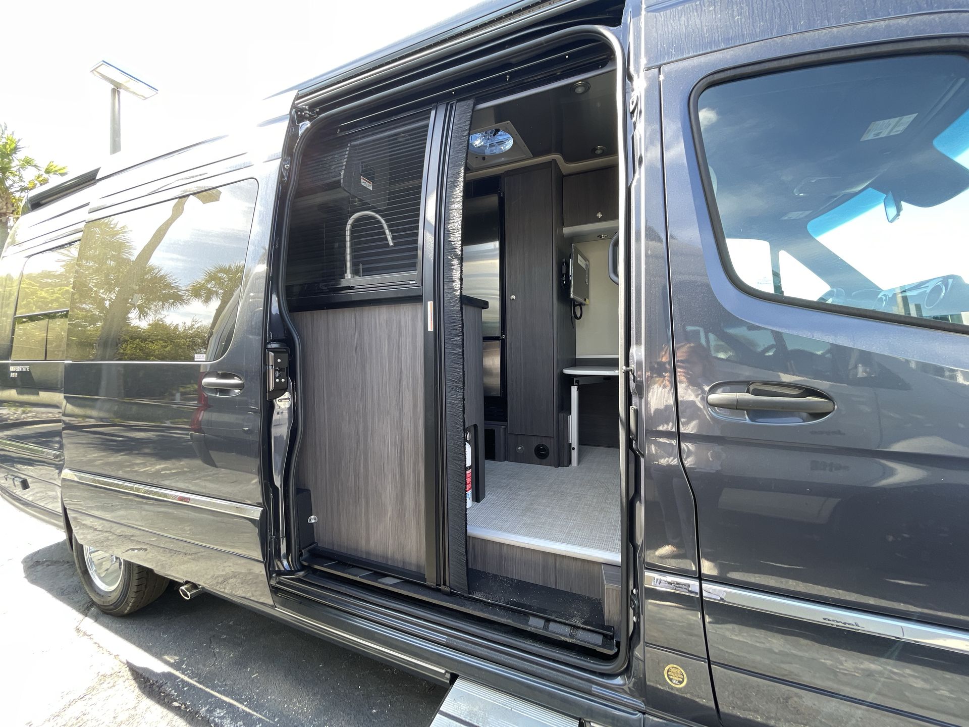 2025 Airstream 24GT Base