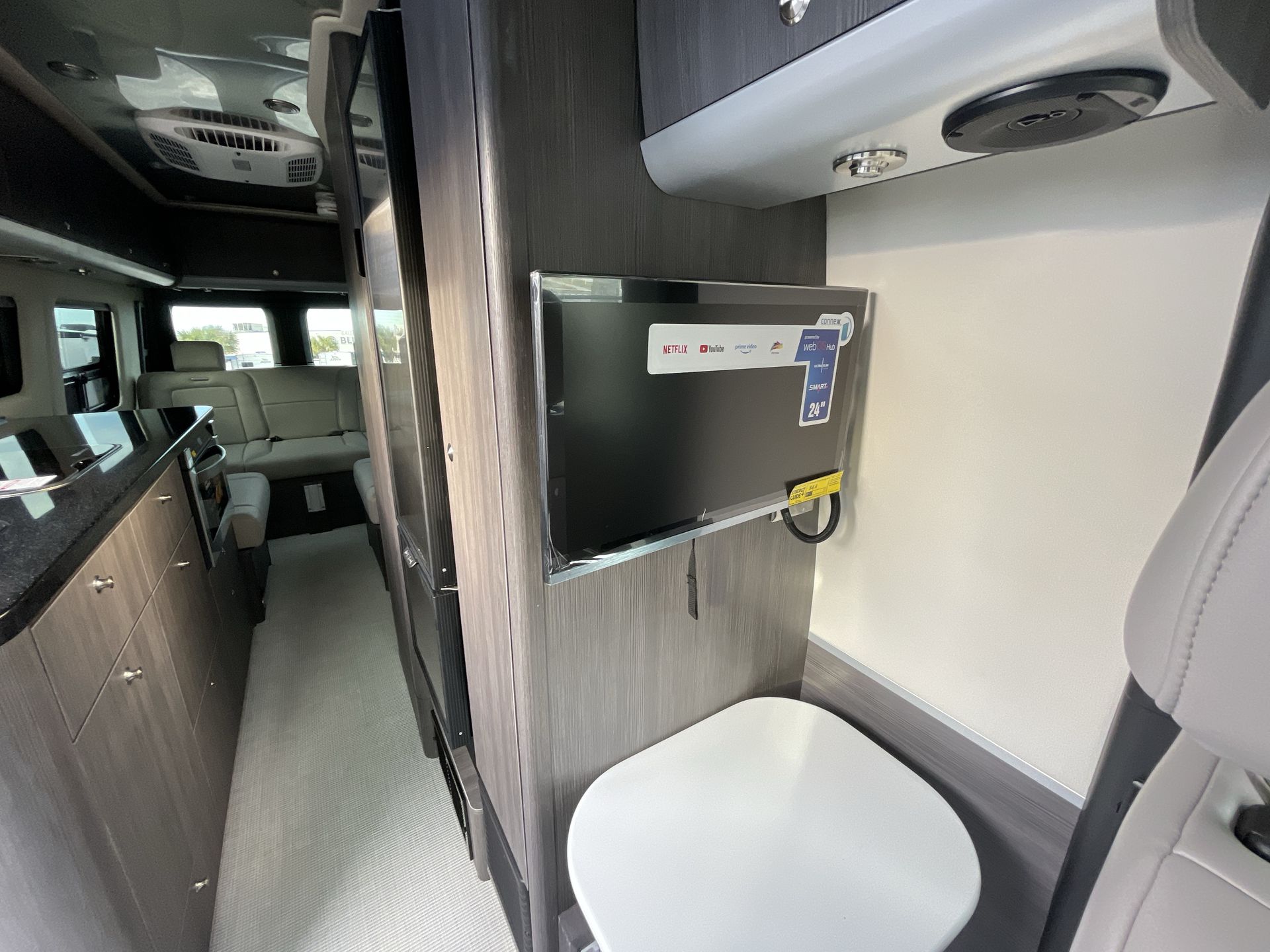 2025 Airstream 24GT Base