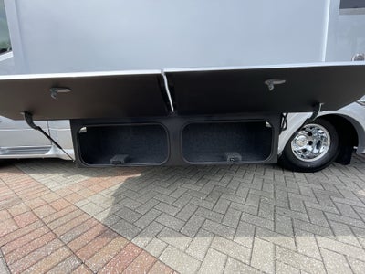 2025 Airstream Murphy Suite Base