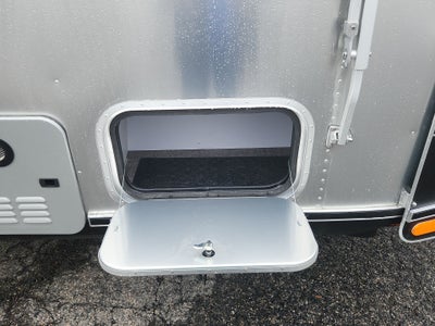 2025 Airstream 25FBT Base