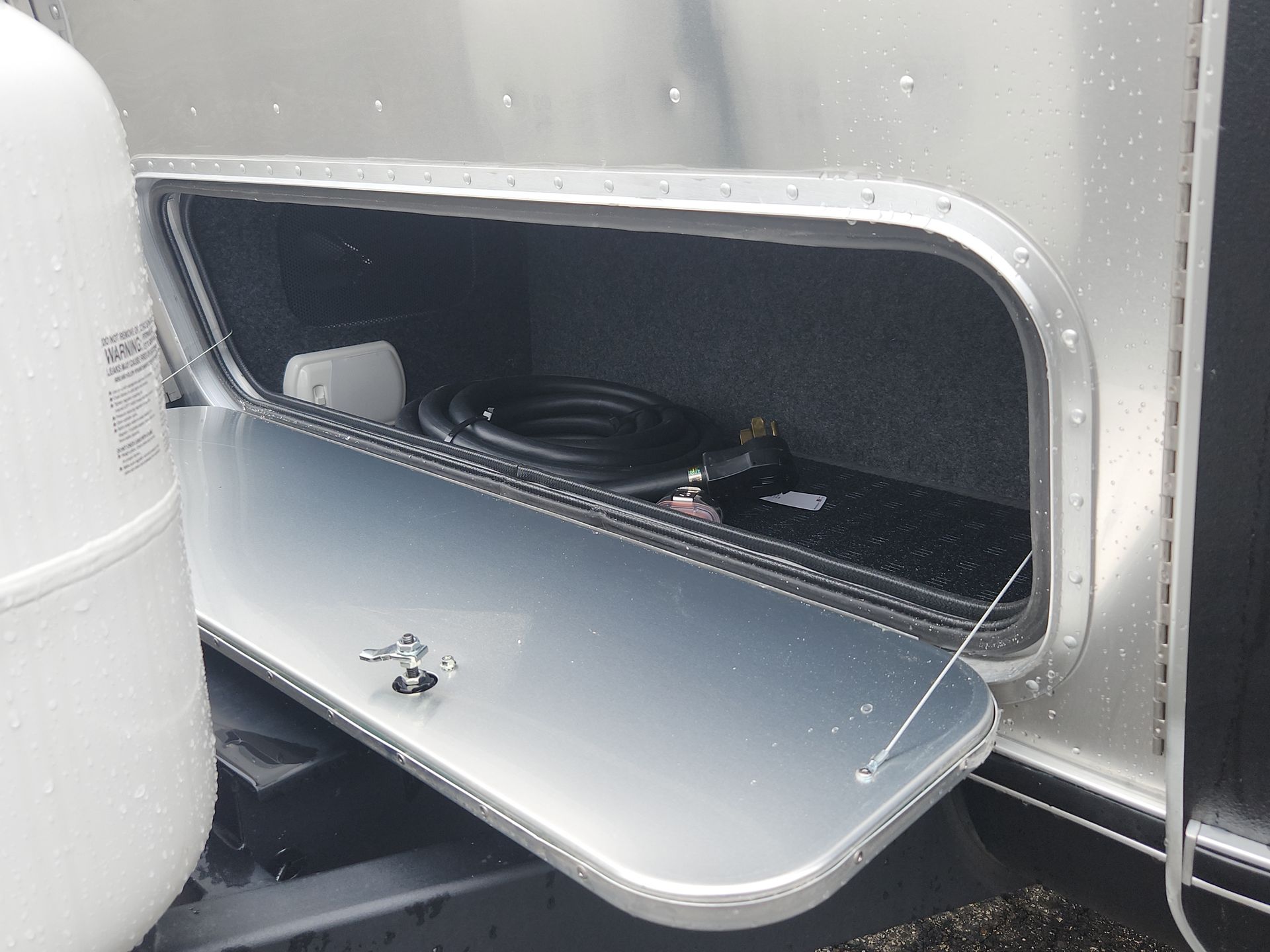 2025 Airstream 25FBT Base