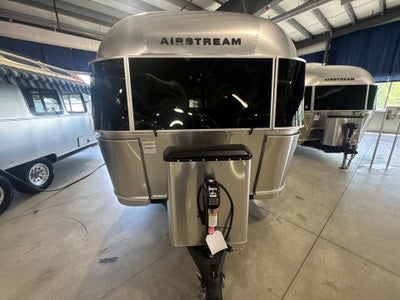 2025 Airstream 25FBQ Base