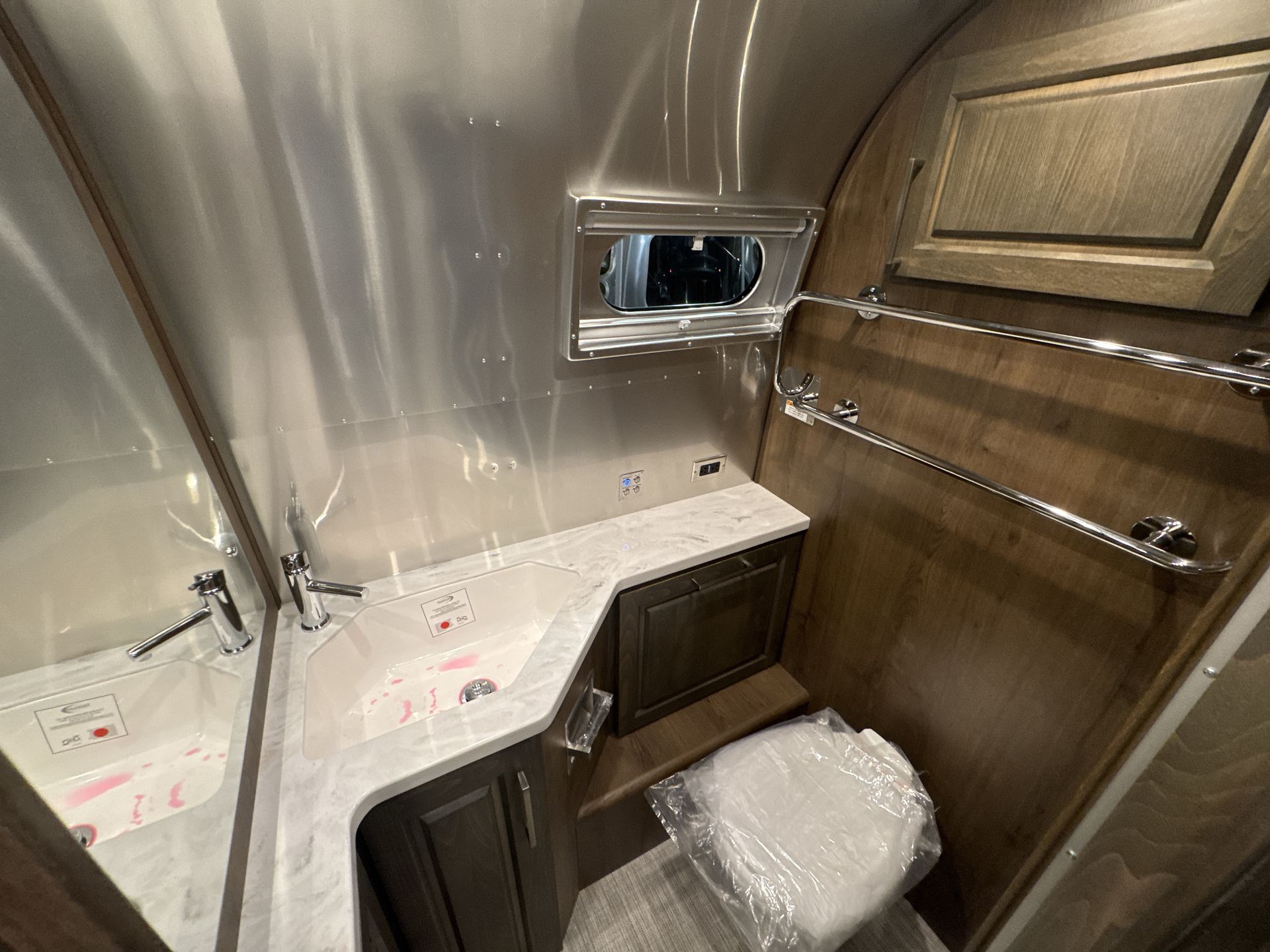 2026 Airstream 30RBQ Base