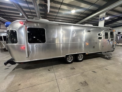 2026 Airstream 30RBQ Base