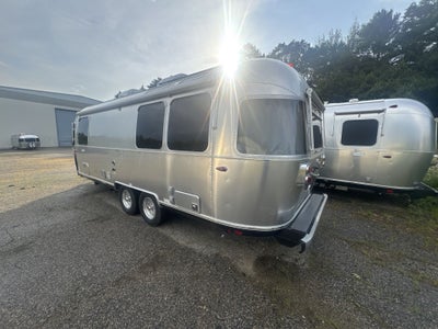 2025 Airstream 25FBT Base