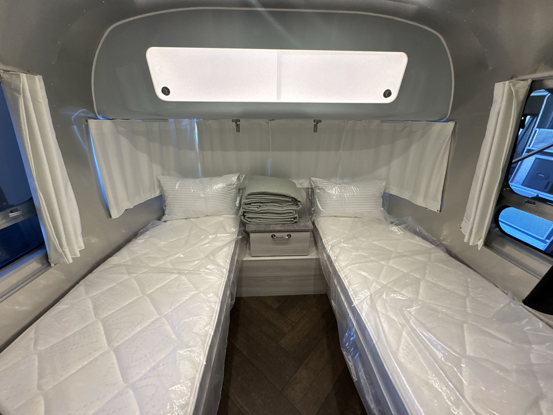 2026 Airstream 30RBT Base