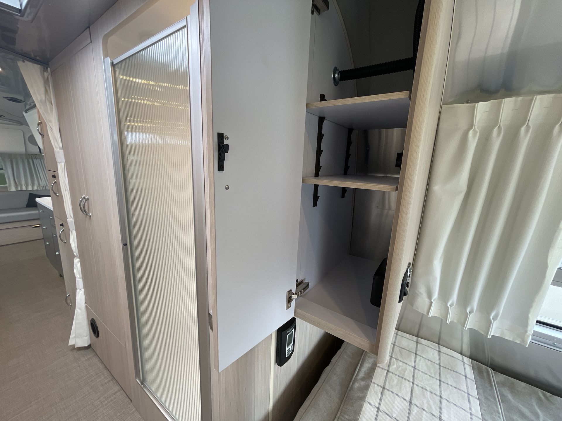 2026 Airstream 30RBT Base