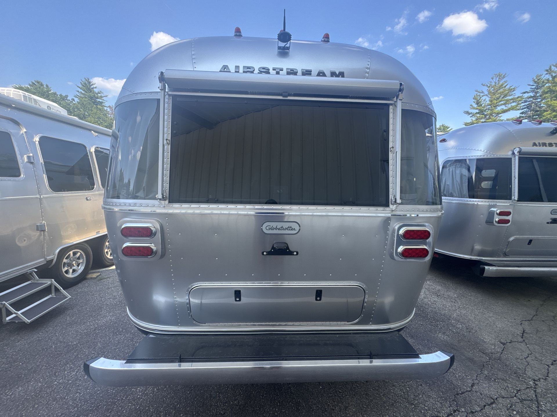 2025 Airstream 30RBQ Base