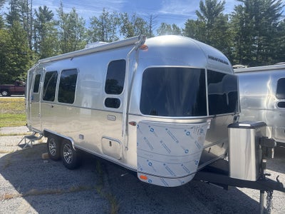 2026 Airstream 23FBT Base