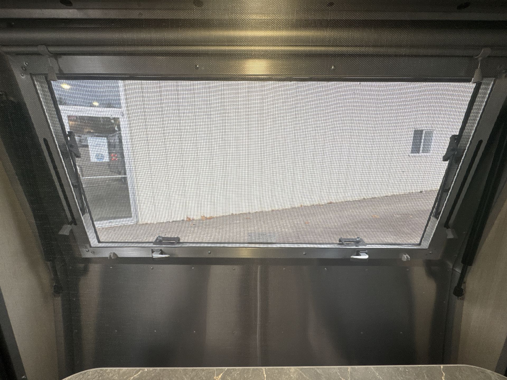 2026 Airstream 27FBQ Base