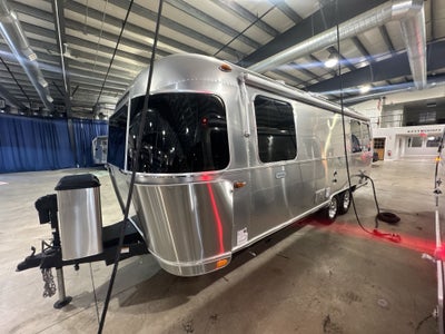 2025 Airstream 25FBQ Base