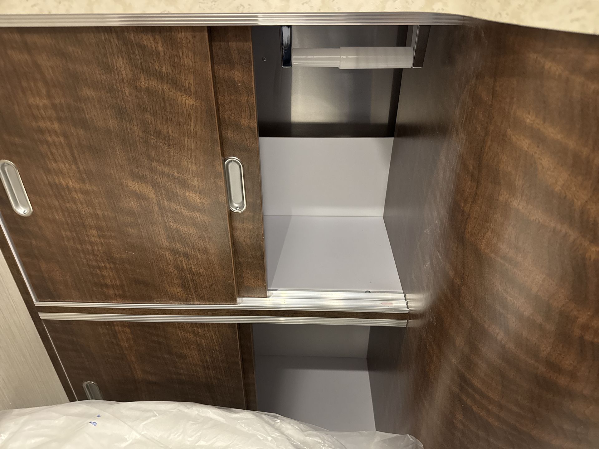 2026 Airstream 27FBT Base