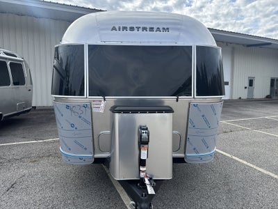 2026 Airstream 27FBT Base