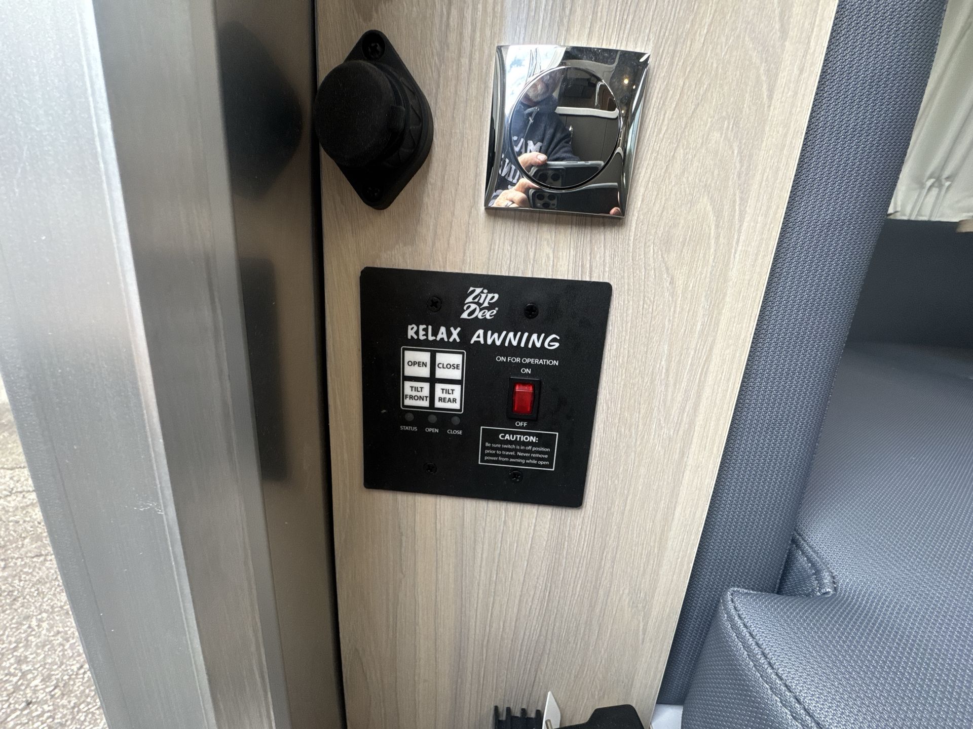 2026 Airstream 27FBT Base