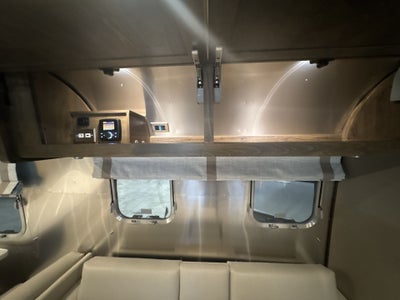 2026 Airstream 33FBT Base