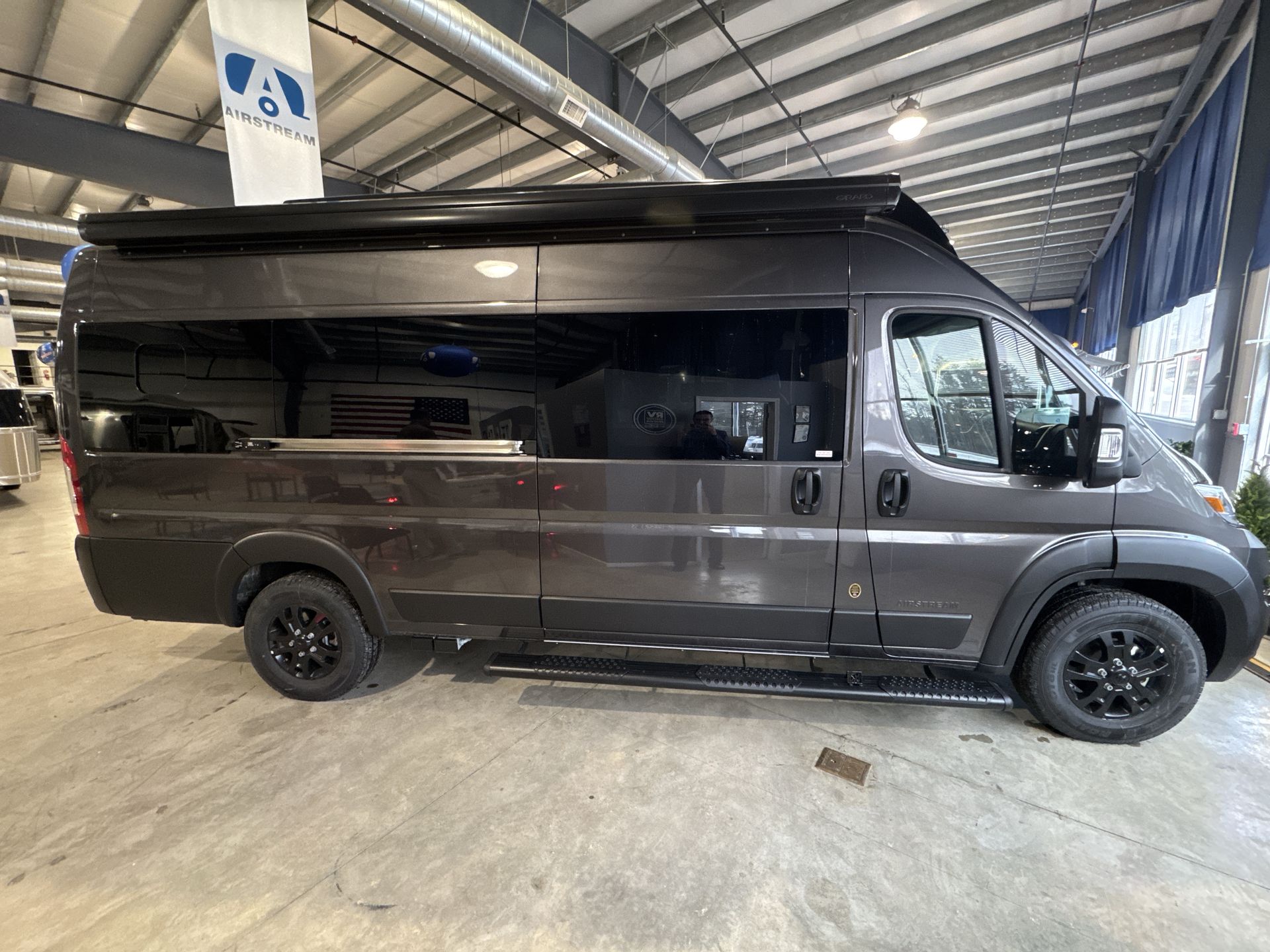 2026 Airstream Rangeline Base