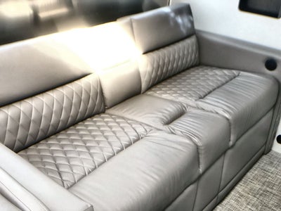 2026 Airstream 33FBT Base