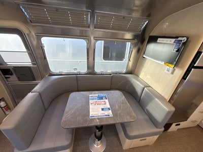 2026 Airstream 30FBBT Base