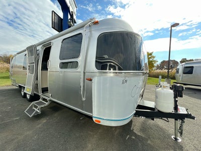 2026 Airstream 30FBBQ Base