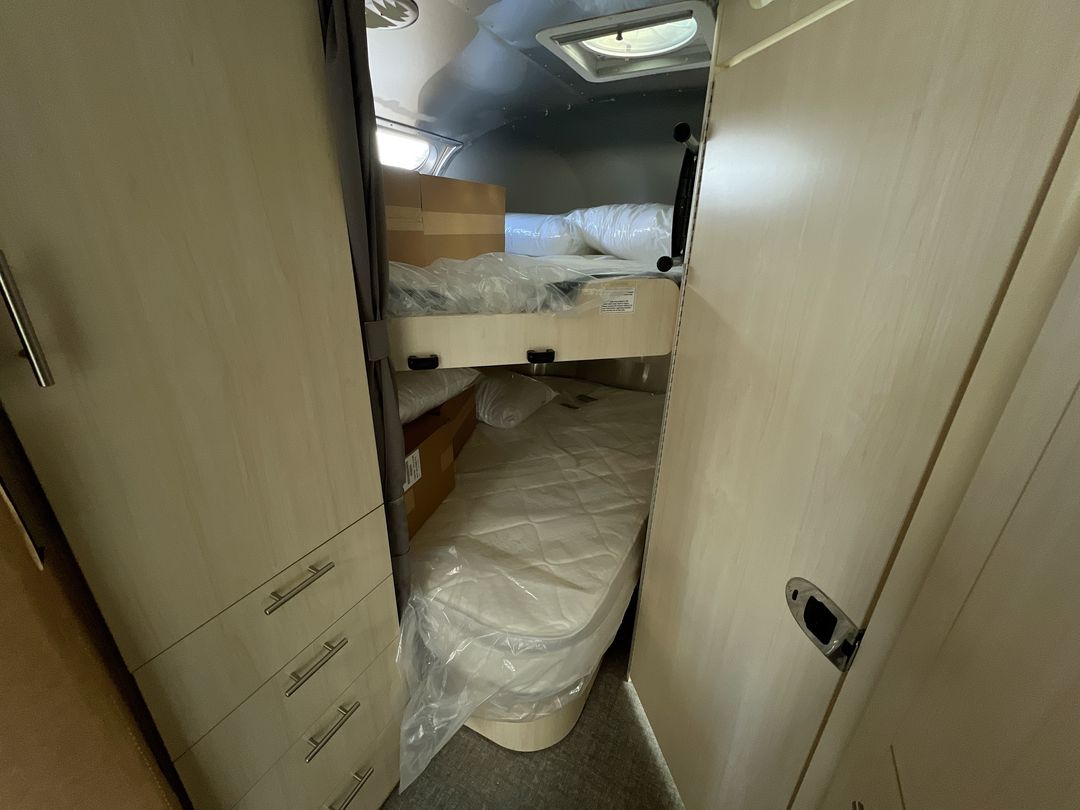 2026 Airstream 30FBBQ Base