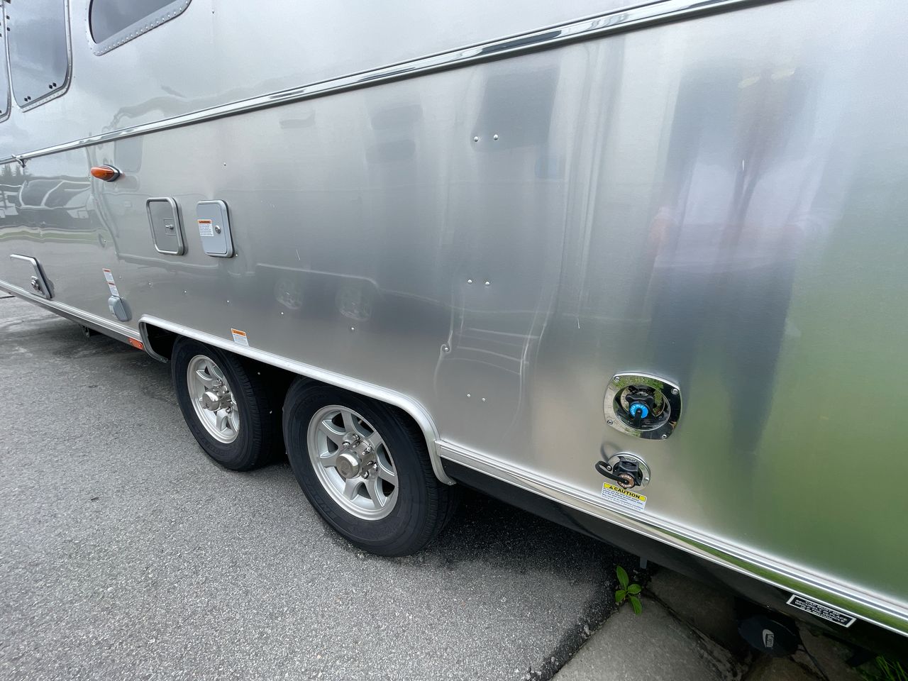 2025 Airstream 30FBBQ Base