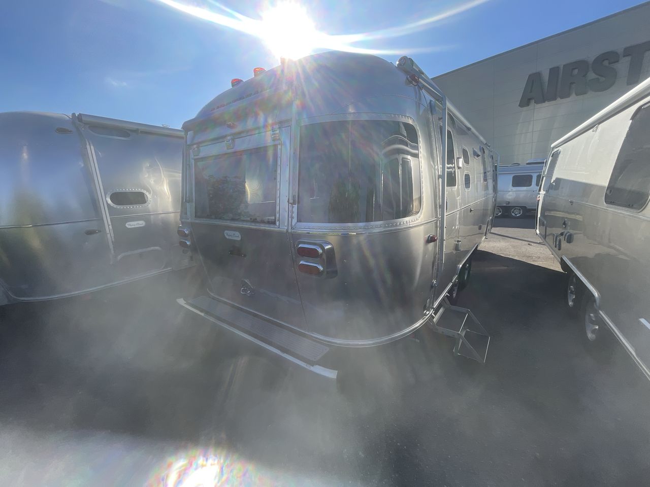 2026 Airstream 25FBQ Base