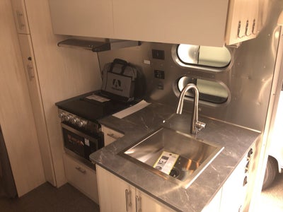 2026 Airstream 25FBT Base