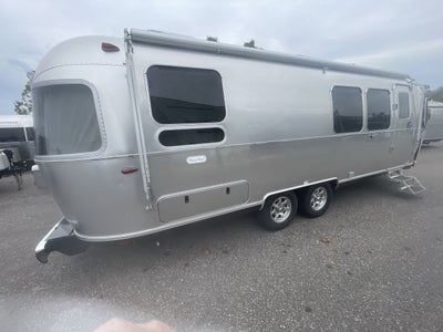 2026 Airstream 28RBT Base