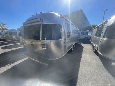 2026 Airstream 30RBT Base