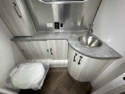 2025 Airstream 30RBQ Base