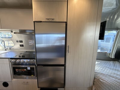 2026 Airstream 23FBT Base