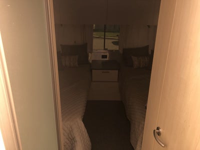 2026 Airstream 27FBT Base