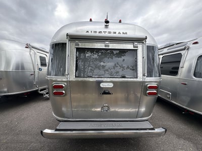 2025 Airstream 27FBQ Base