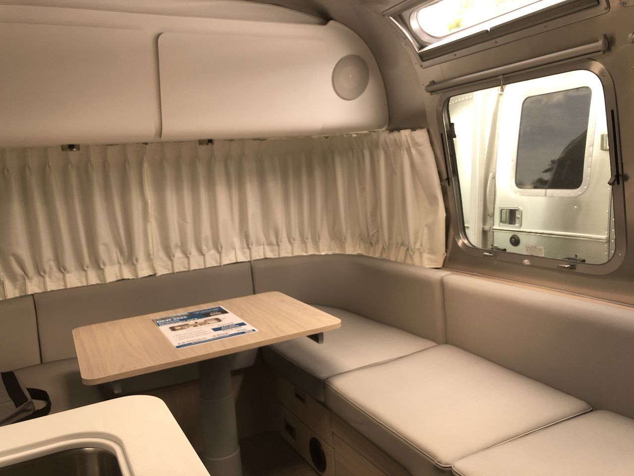 2025 Airstream 25FBQ Base