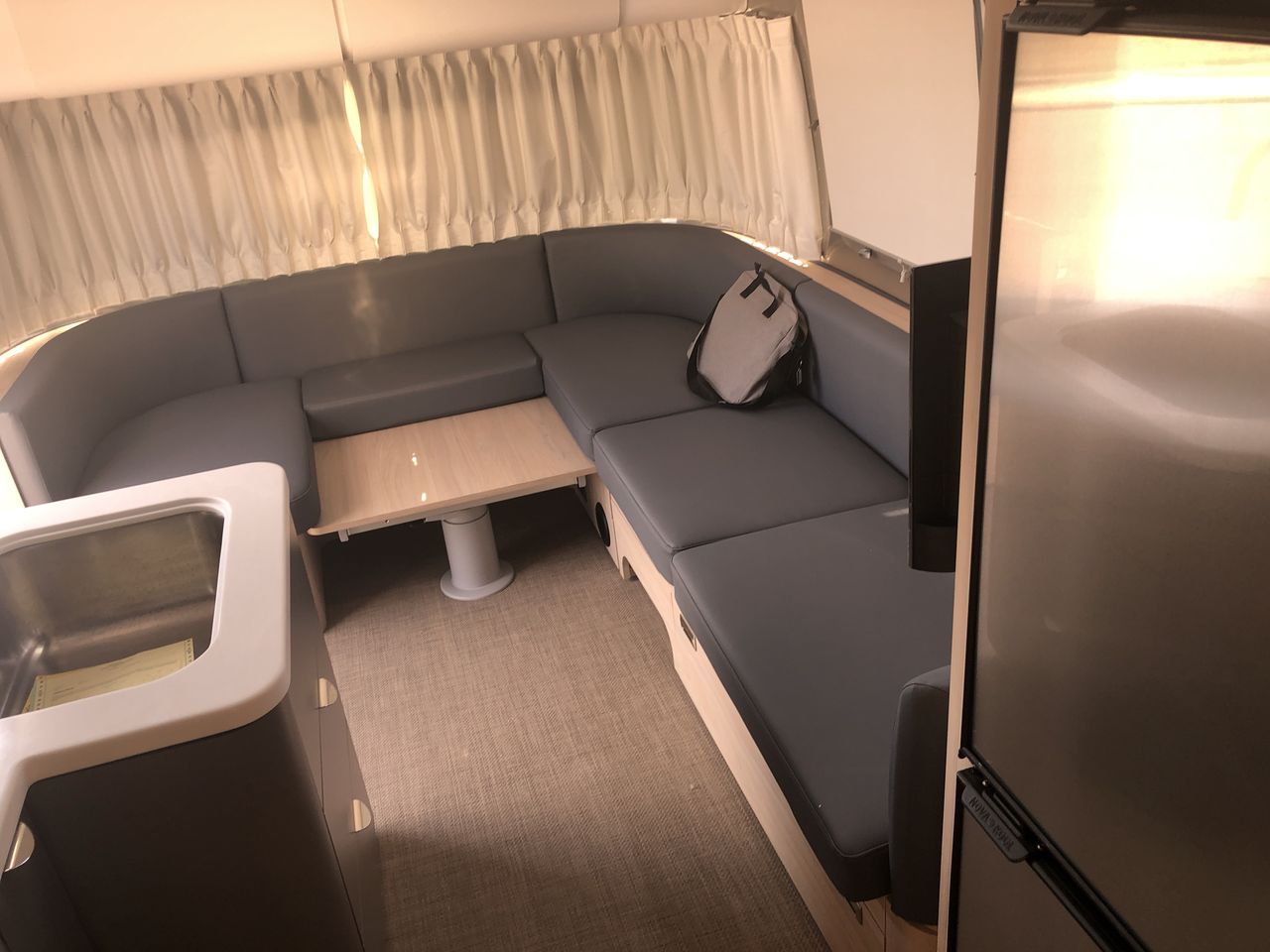 2026 Airstream 25FBQ Base