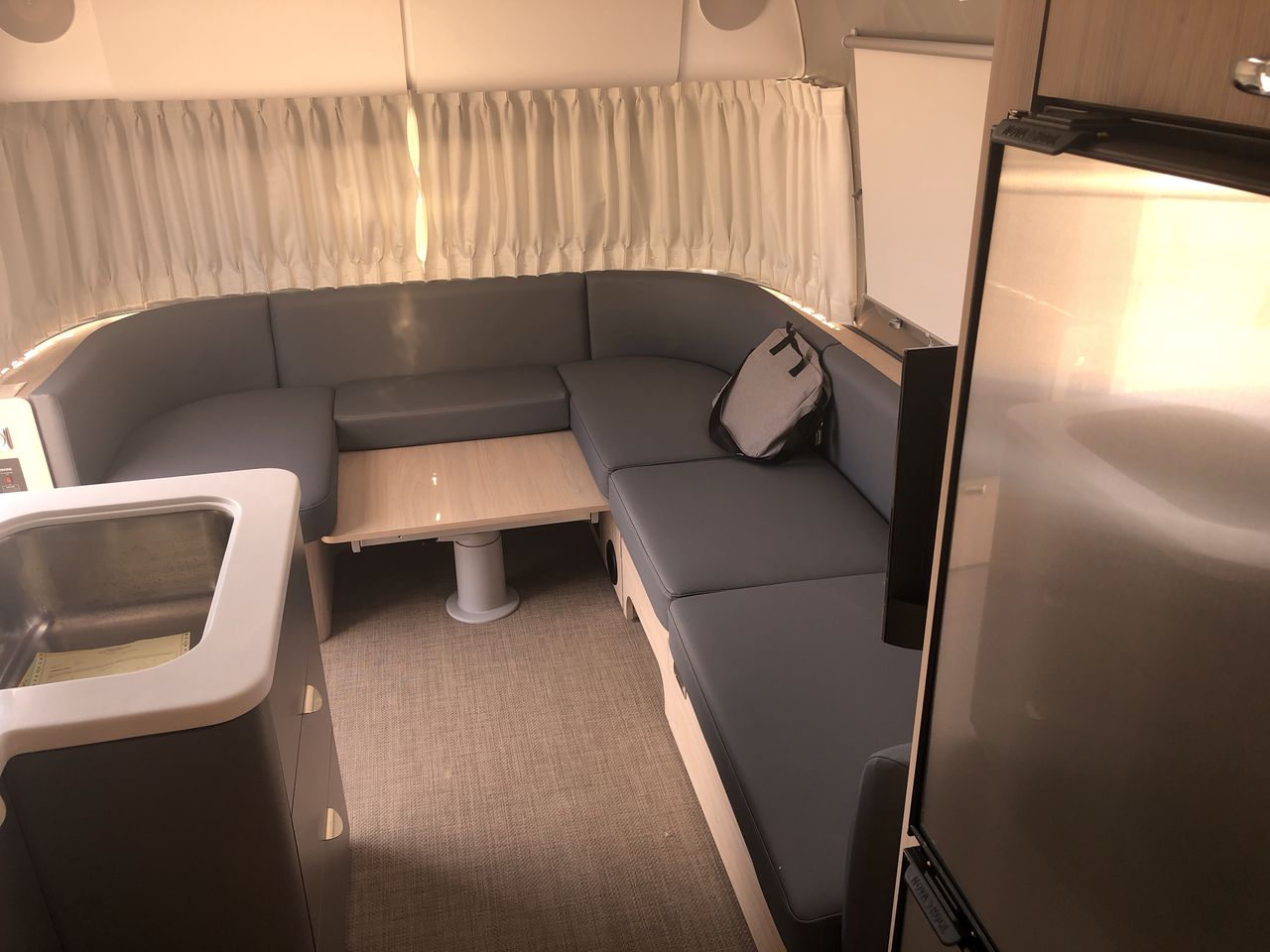 2026 Airstream 25FBQ Base