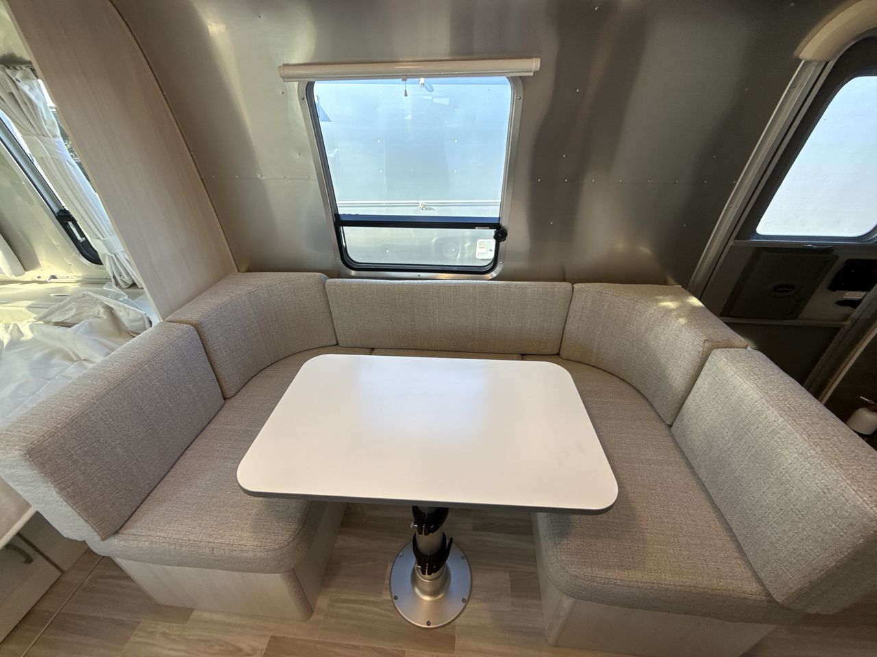 2026 Airstream 22FB Base