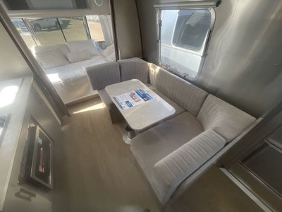 2026 Airstream 22FB Base