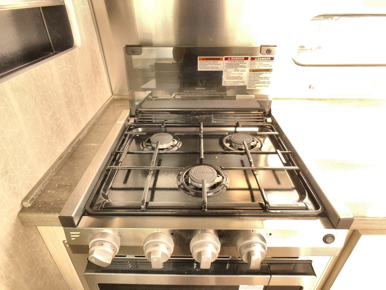 2026 Airstream 28RBT Base