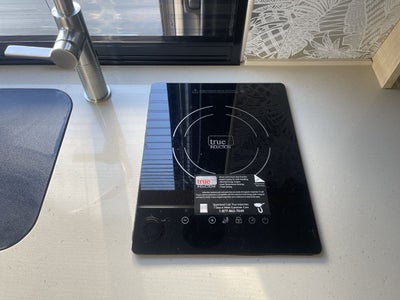 2026 Airstream 24GT Tommy Bahama Base