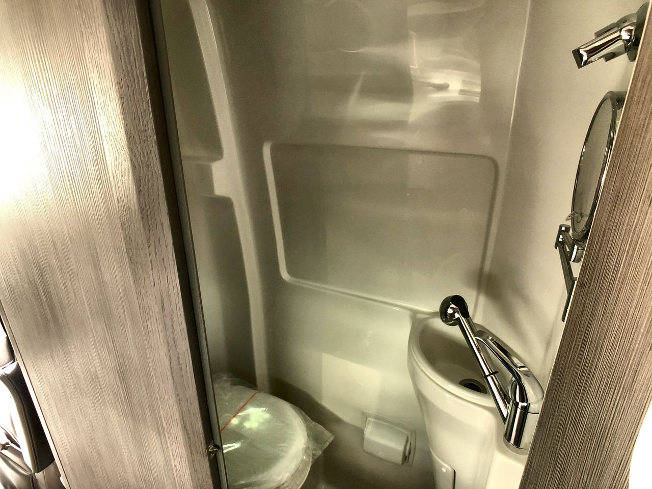 2026 Airstream 24GL Base