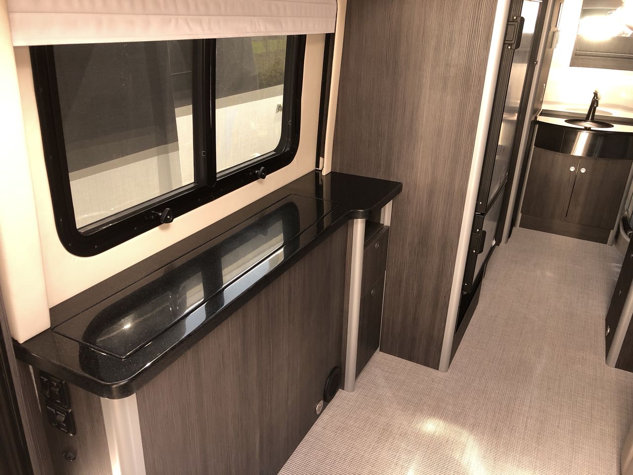 2025 Airstream Murphy Suite Base
