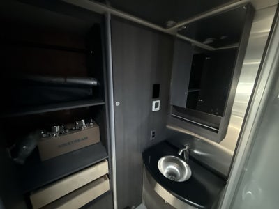 2026 Airstream Murphy Suite Base