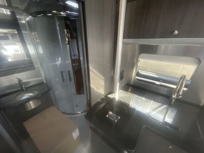 2026 Airstream Murphy Suite Base