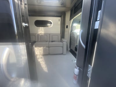 2026 Airstream Murphy Suite Base