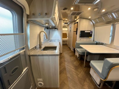 2025 Airstream 30RBQ Base