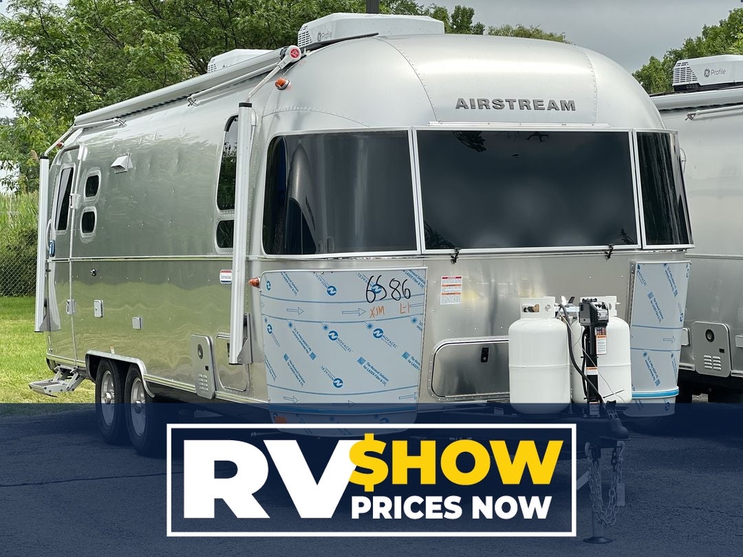 2025 Airstream 27FBT Base