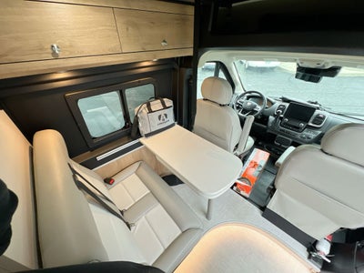 2026 Airstream Rangeline Base